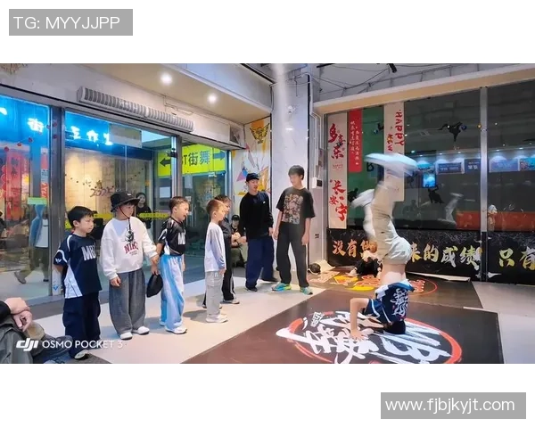 成都街舞队引领潮流最新街舞速度排行榜前十名揭晓